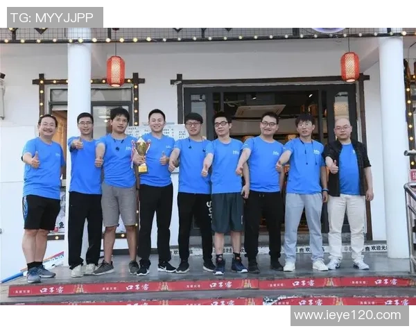 成都羽毛球队耐力训练的创新与突破引发热议 成都羽毛球队耐力训练的创新与突破引发热议